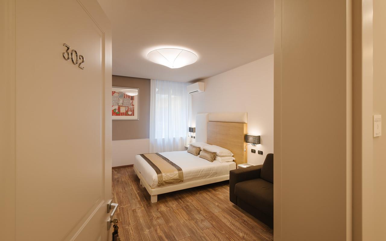 Etruska Luxury Trastevere Guesthouse ローマ エクステリア 写真